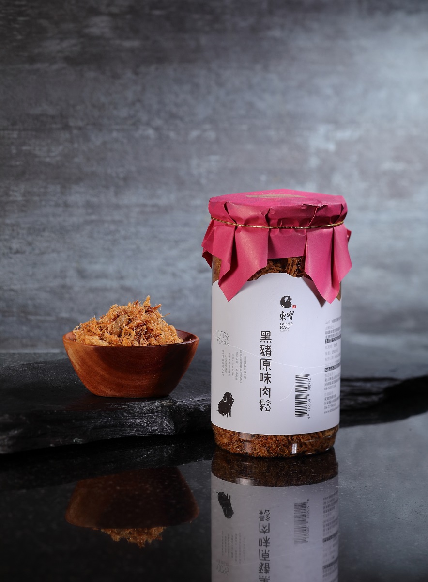 東寶黑豬肉 海苔黑豬肉鬆 罐裝 200g 東寶黑豬肉 海苔黑豬肉鬆 罐裝 200g