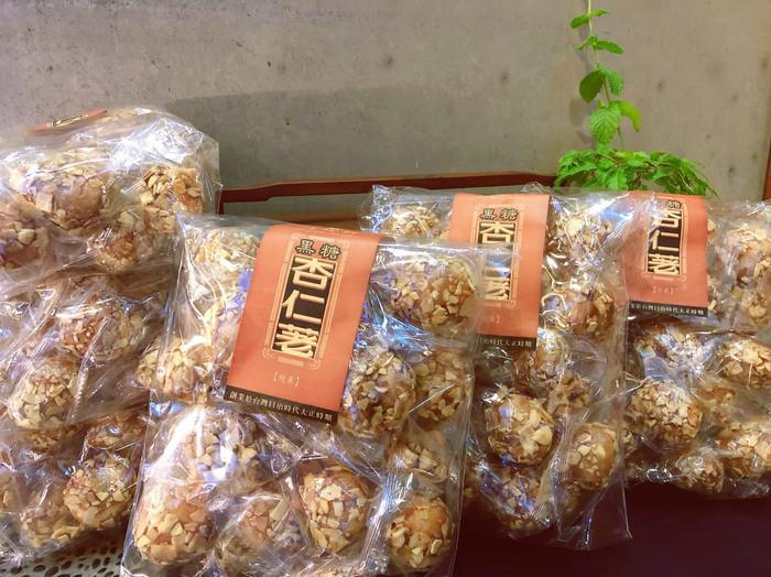 信裕軒  黑糖杏仁荖300g