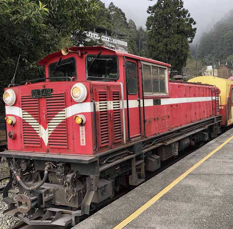 山城裡的米香舖│奮起福米餅